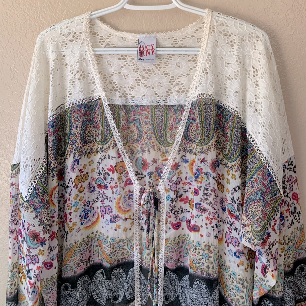 Lucy Love Festival Vacation Paisley Fringe Tie Front Kimono Top Size M - Picture 4 of 8